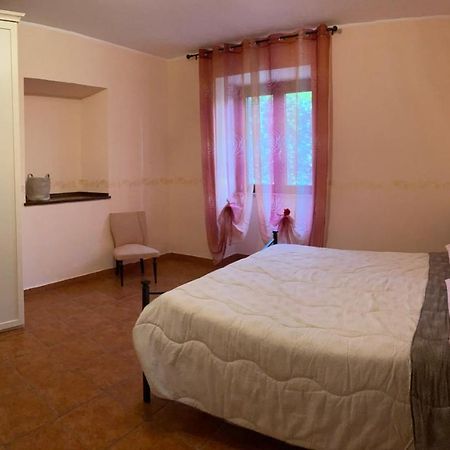Appartamento Tra Collina E Mare 테라치나 외부 사진